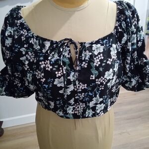 Pretty Little Thing Plus Size 22 Black Cropped Floral Top Off The Shoulder